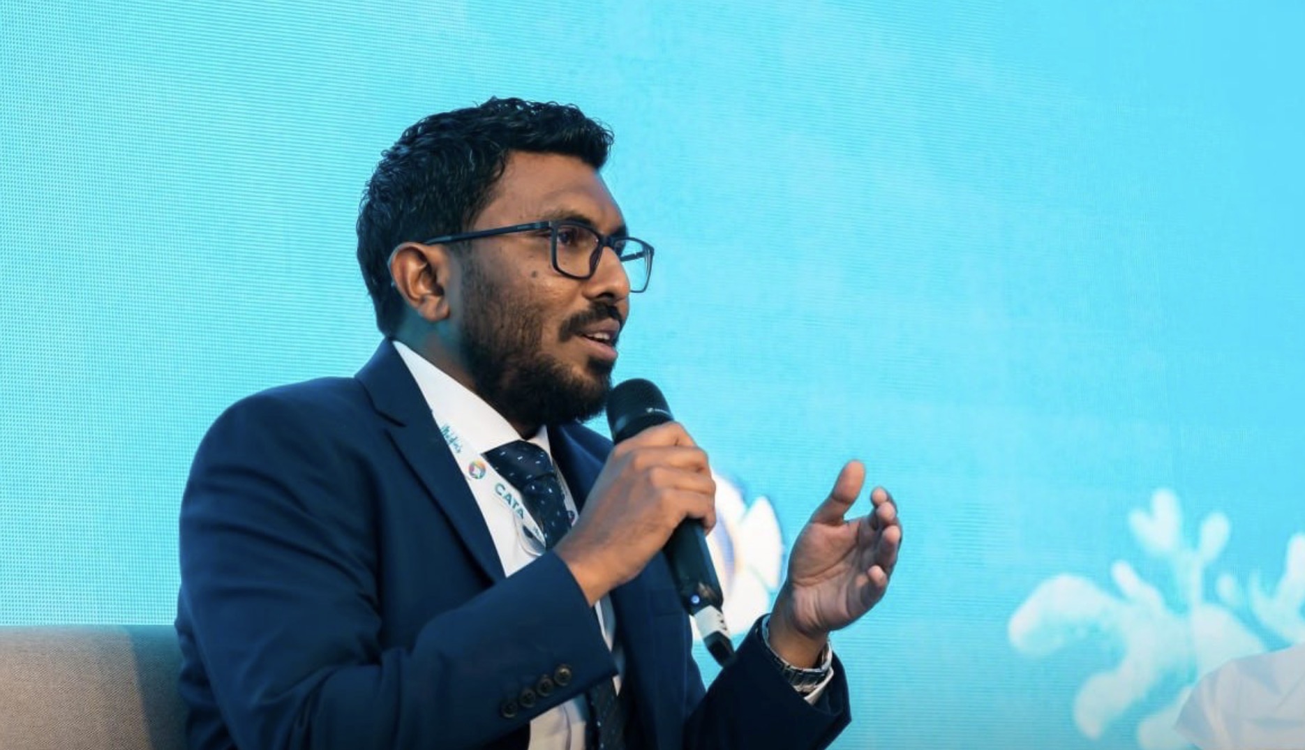 އިކޮނޮމިސްޓް ސަރުވަޝް އެމްޑީޕީ އާއި ގުޅިވަޑައިގެންފި